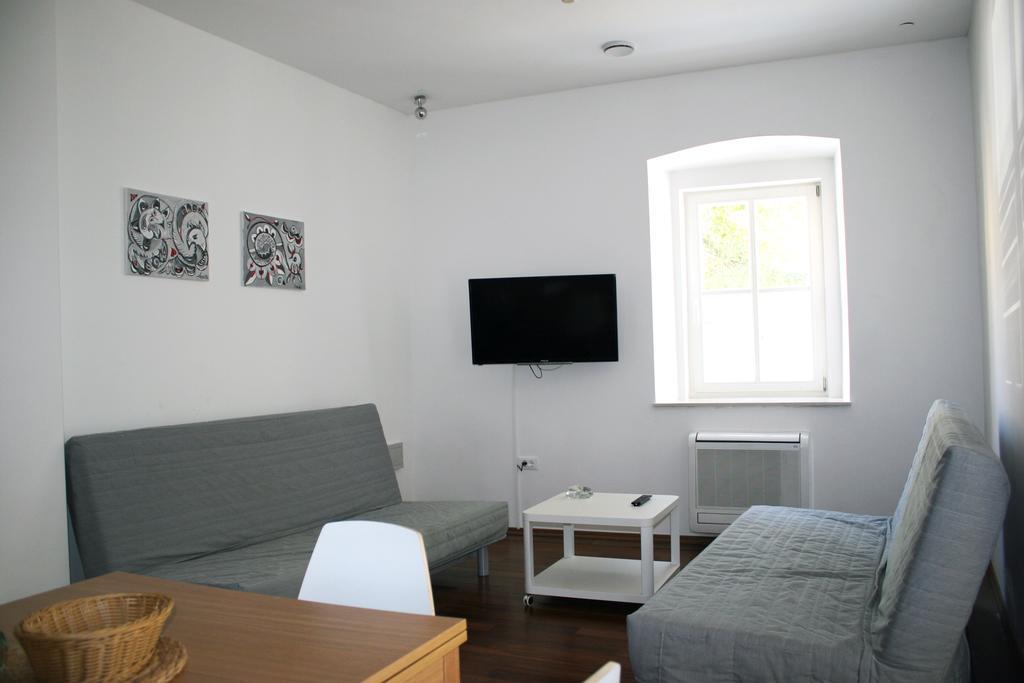 Park Apartments Izola Luaran gambar