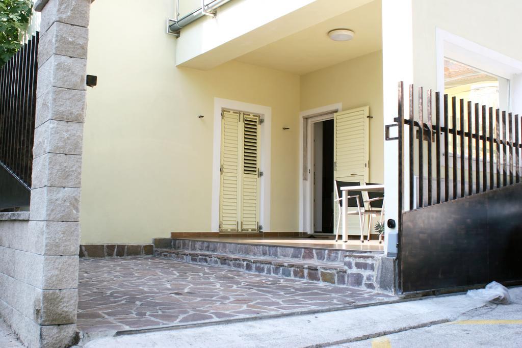 Park Apartments Izola Luaran gambar