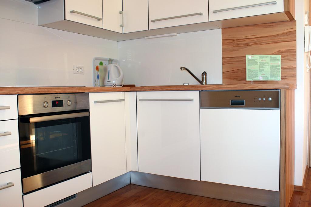 Park Apartments Izola Luaran gambar