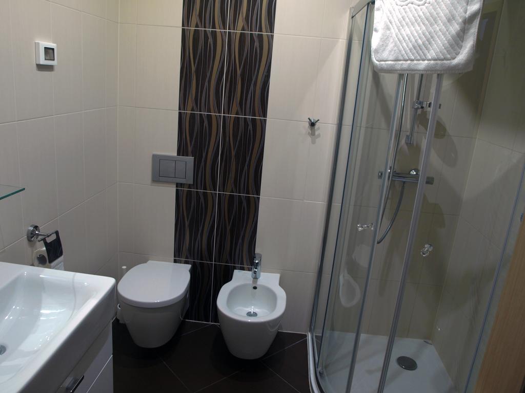 Park Apartments Izola Luaran gambar